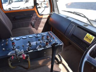 Image_21473M__1414 K/32 4x2 Kehrmaschine