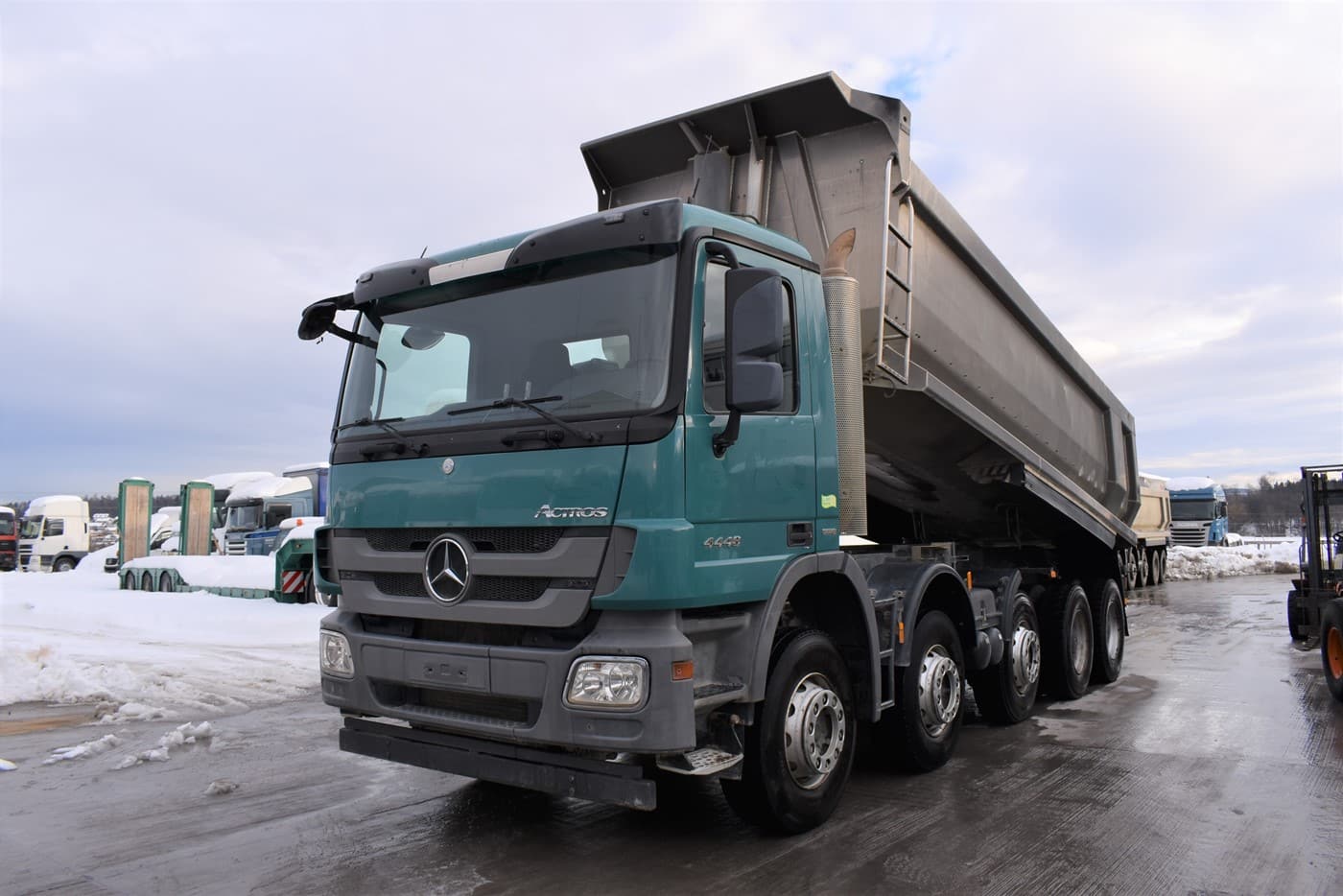 Trucktrade - 2011 Mercedes-Benz Actros 4448 10x4 RüKi (Export Only ...