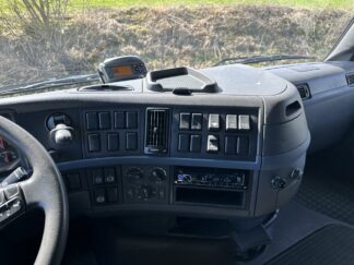 Image_23203M__FH-400 4x2 Koffer / HB