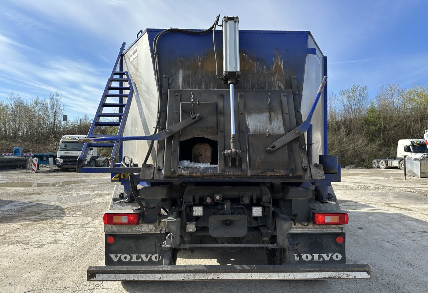 Volvo FMX 500 dump truck for sale Romania Bucuresti, JP35956