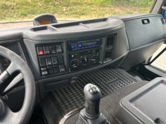 Image_23394M__FL6H-220 4x2 Blache / HB