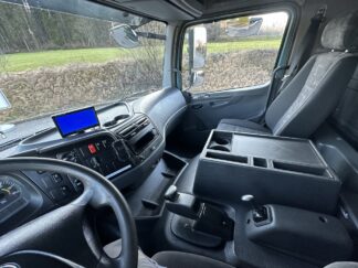 Image_24016M_Mercedes-Benz_Atego 1324 4x2 Blache / HB