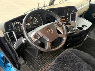 Image_25352T_Mercedes-Benz_Actros 1843 4x2 / Swiss-Vehicle