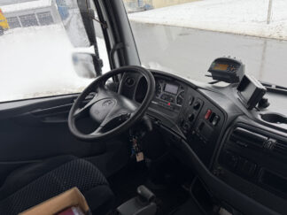 Image_25425M_Mercedes-Benz_Atego 1022 4x2 Kühlkoffer+HB / Swiss-Vehicle