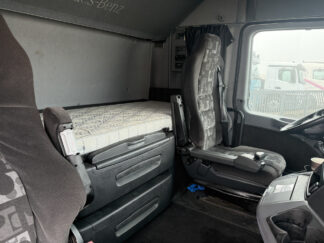 Image_25474M_Mercedes-Benz_Actros 1848 3 Pedal Retarder / Swiss-Vehicle