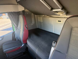 Image_25492M_Volvo Trucks_FH-460 6x2R Carrier / Swiss-Vehicle