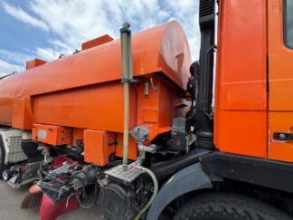 Image_26088M_MAN_19.364 FLC 4x2 Kehrmaschine Hecksauger