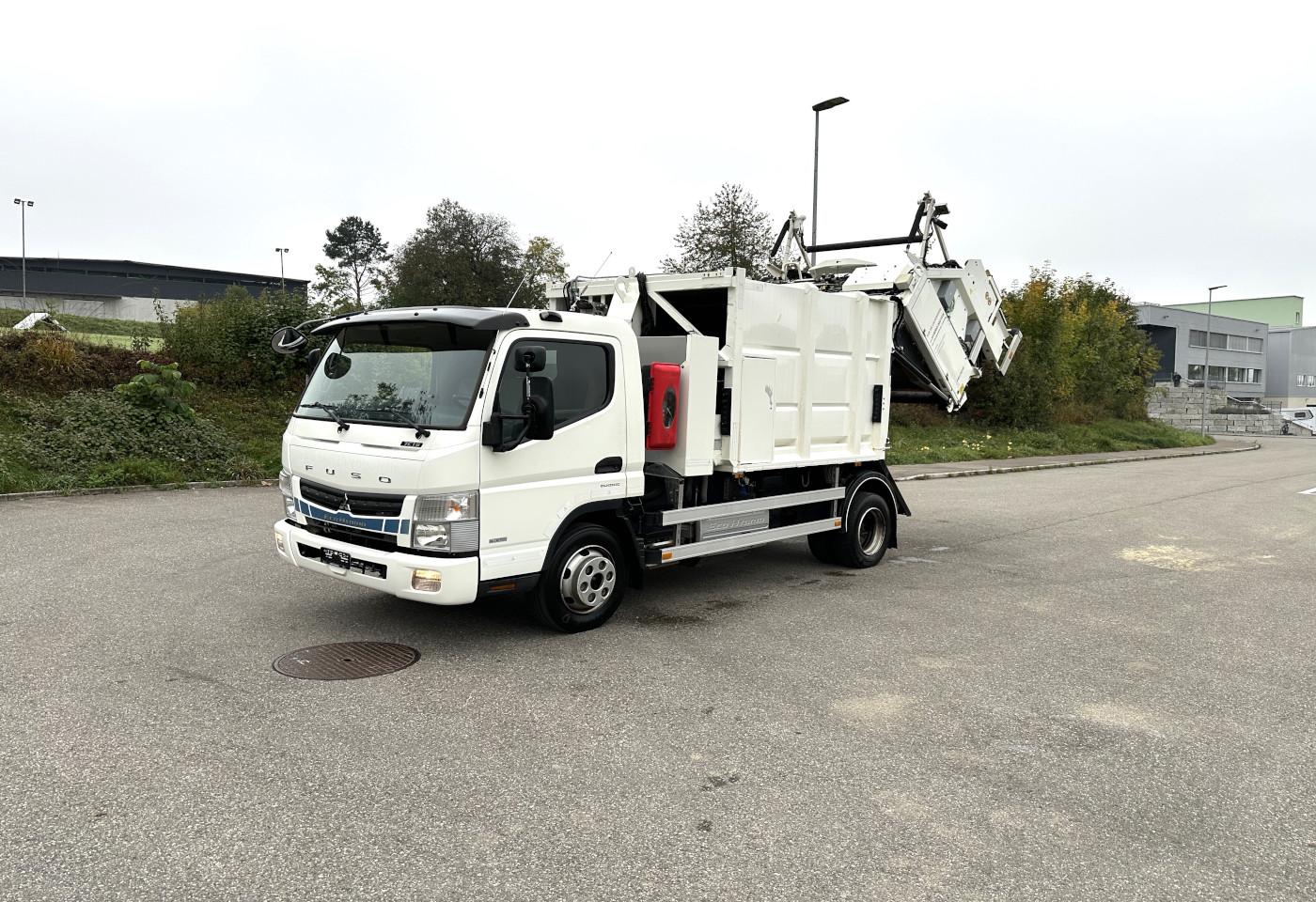 2016 Mitsubishi Fuso 7C15 Hybrid Kehrichtwagen - Fahrzeugfoto