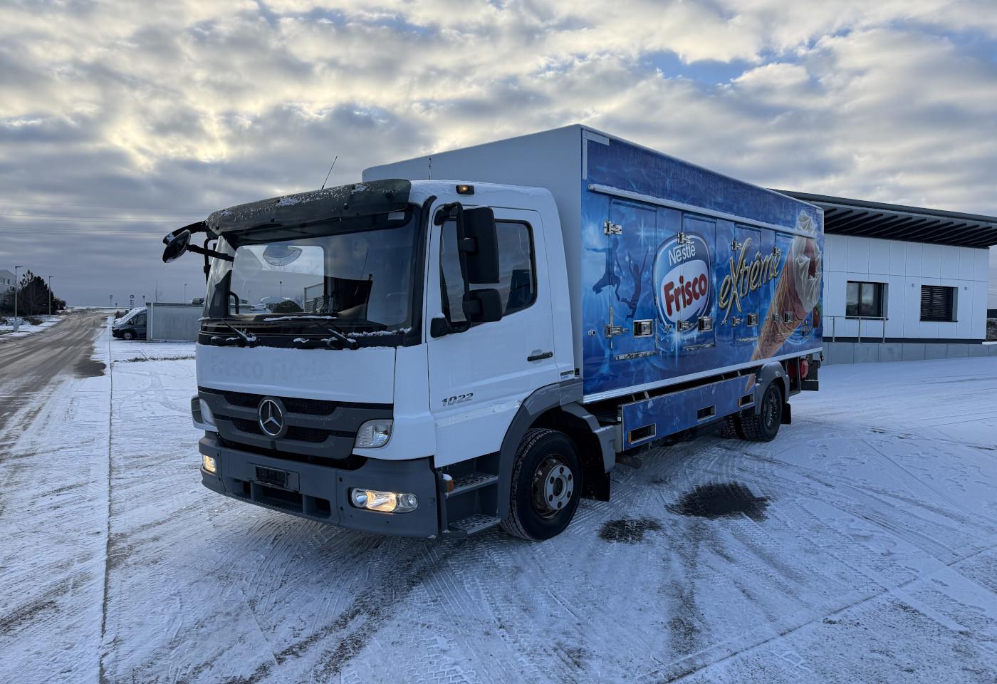 2012 Mercedes-Benz Atego 1022 4x2 Kühlkoffer+HB - Fahrzeugfoto