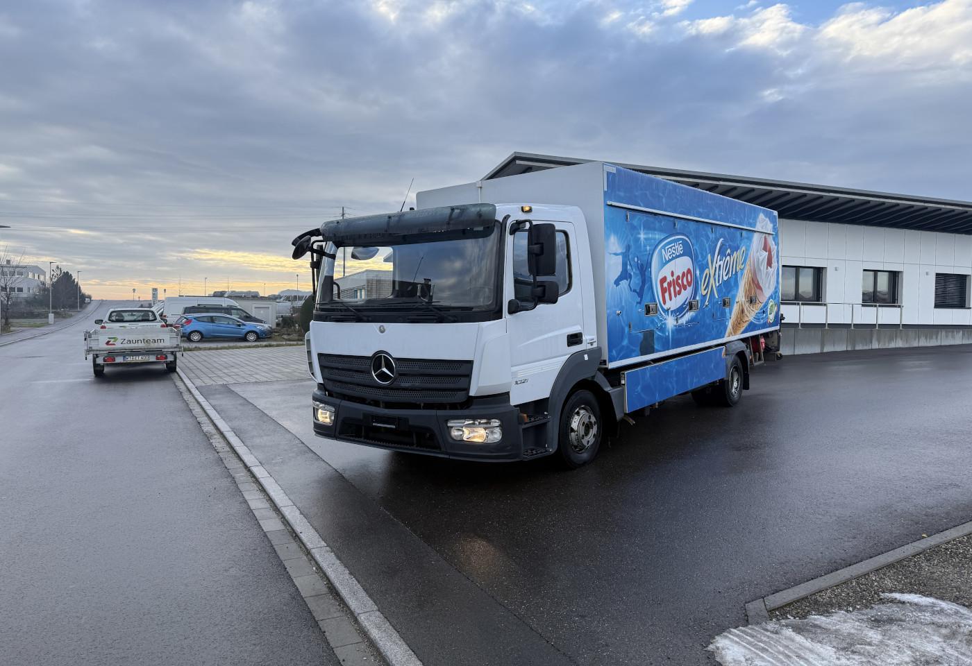 2015 Mercedes-Benz Atego 1021 4x2 Kühlkoffer+HB - Fahrzeugfoto