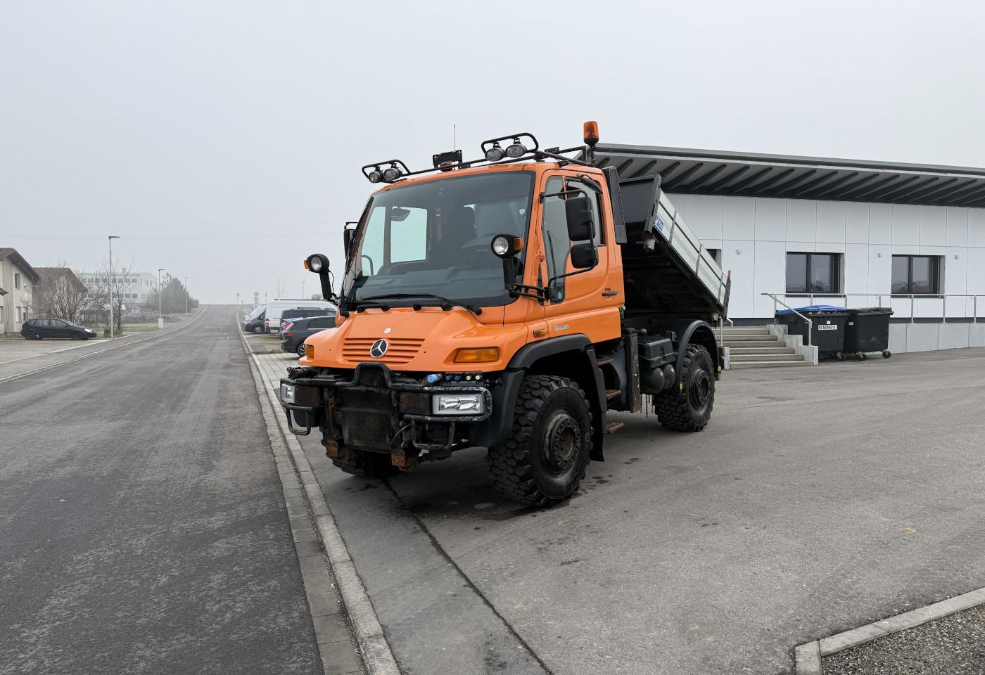 2003 Mercedes-Benz Unimog U 400 4x4 - Fahrzeugfoto