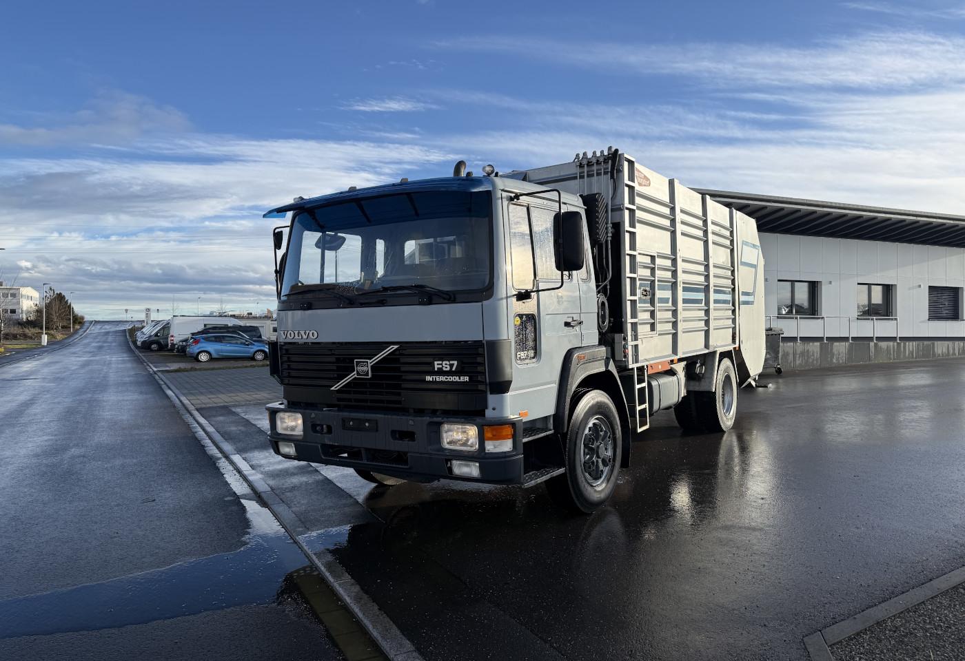 1995 Volvo FS 7 4x2 Moser - Fahrzeugfoto