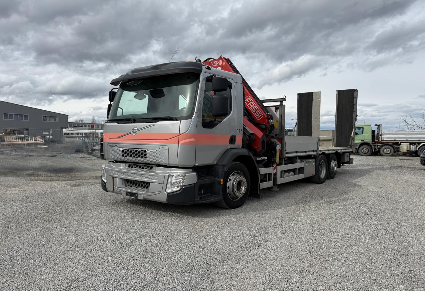 2014 Volvo FE-320 6x2R Fassi F235A 5-Fach - Fahrzeugfoto