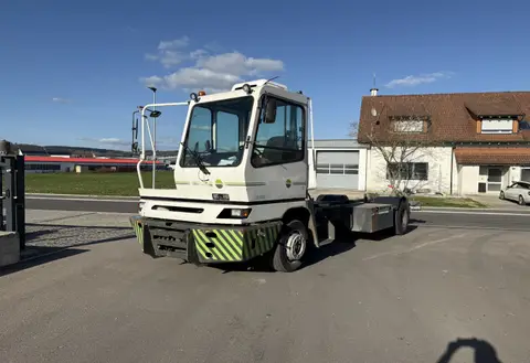 2013 Terberg YT222 4x2 Chassis-Kabine - Fahrzeugfoto