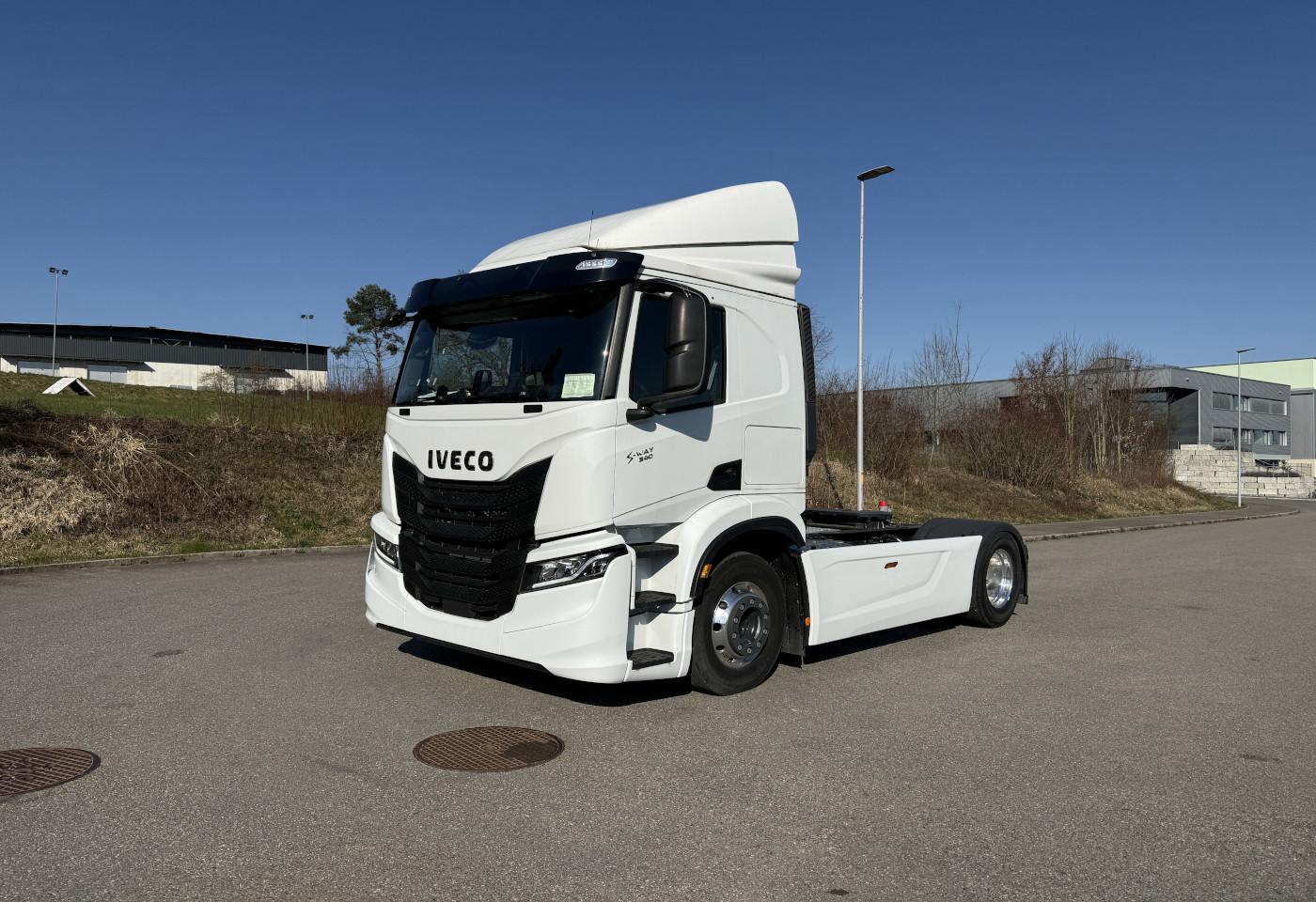 2023 Iveco AT440S34T/P S-Way Retarder 400 km - Fahrzeugfoto