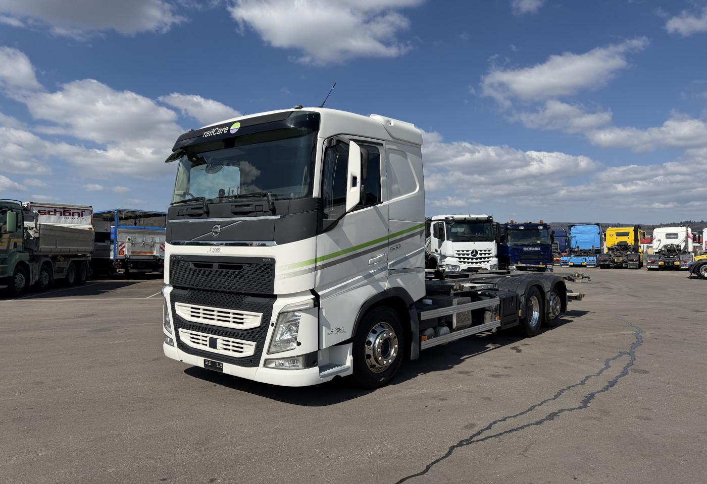 2016 Volvo FH-500 6x2R BDF/HB - Fahrzeugfoto