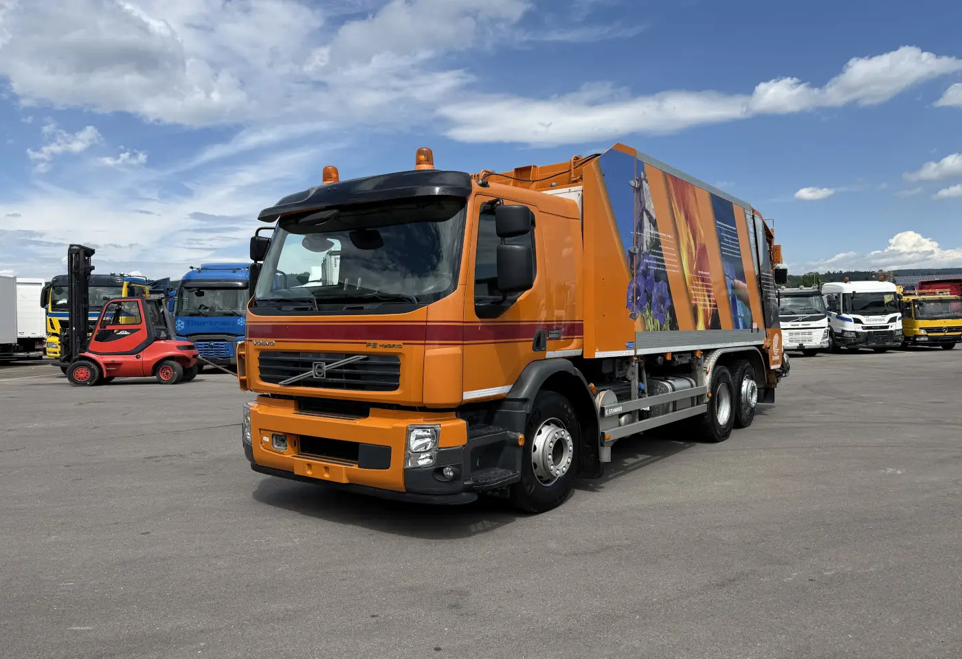 2013 Volvo FE Hybrid 6x2R Stummer - Fahrzeugfoto