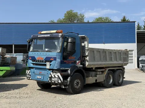 2009 Iveco 260T50 6x4 Trakker - Fahrzeugfoto