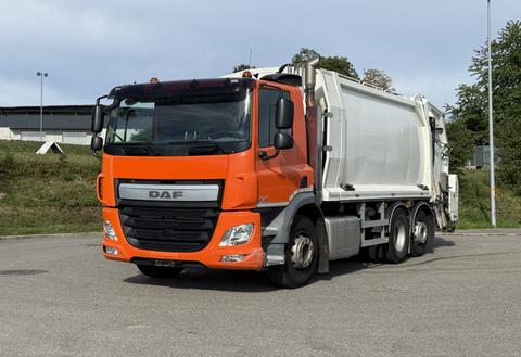 2016 DAF CF 370 6x2 Kehrichtwagen - Fahrzeugfoto