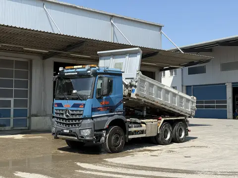 2017 Mercedes-Benz Arocs 2851 6x4 Kippmulde oben