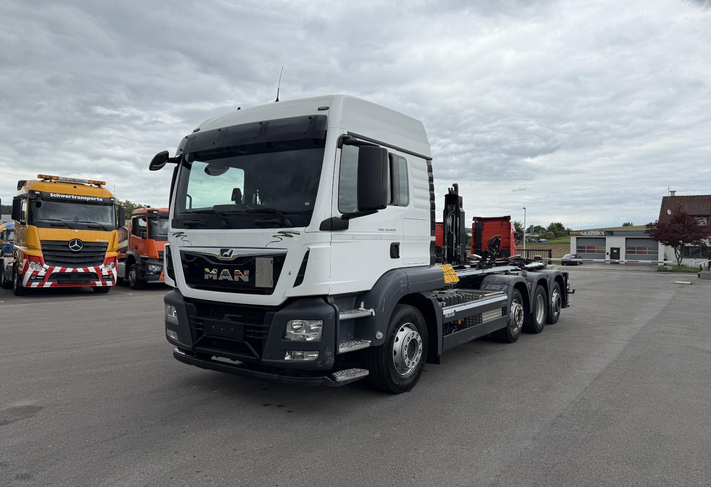 2020 MAN TGS 34.420 8x2 M-TEC Silosteller - Fahrzeugfoto
