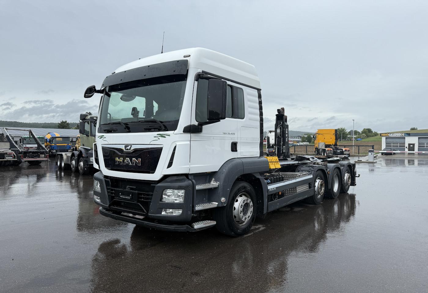 2020 MAN TGS 34.420 8×2 M-TEC Silosteller - Fahrzeugfoto