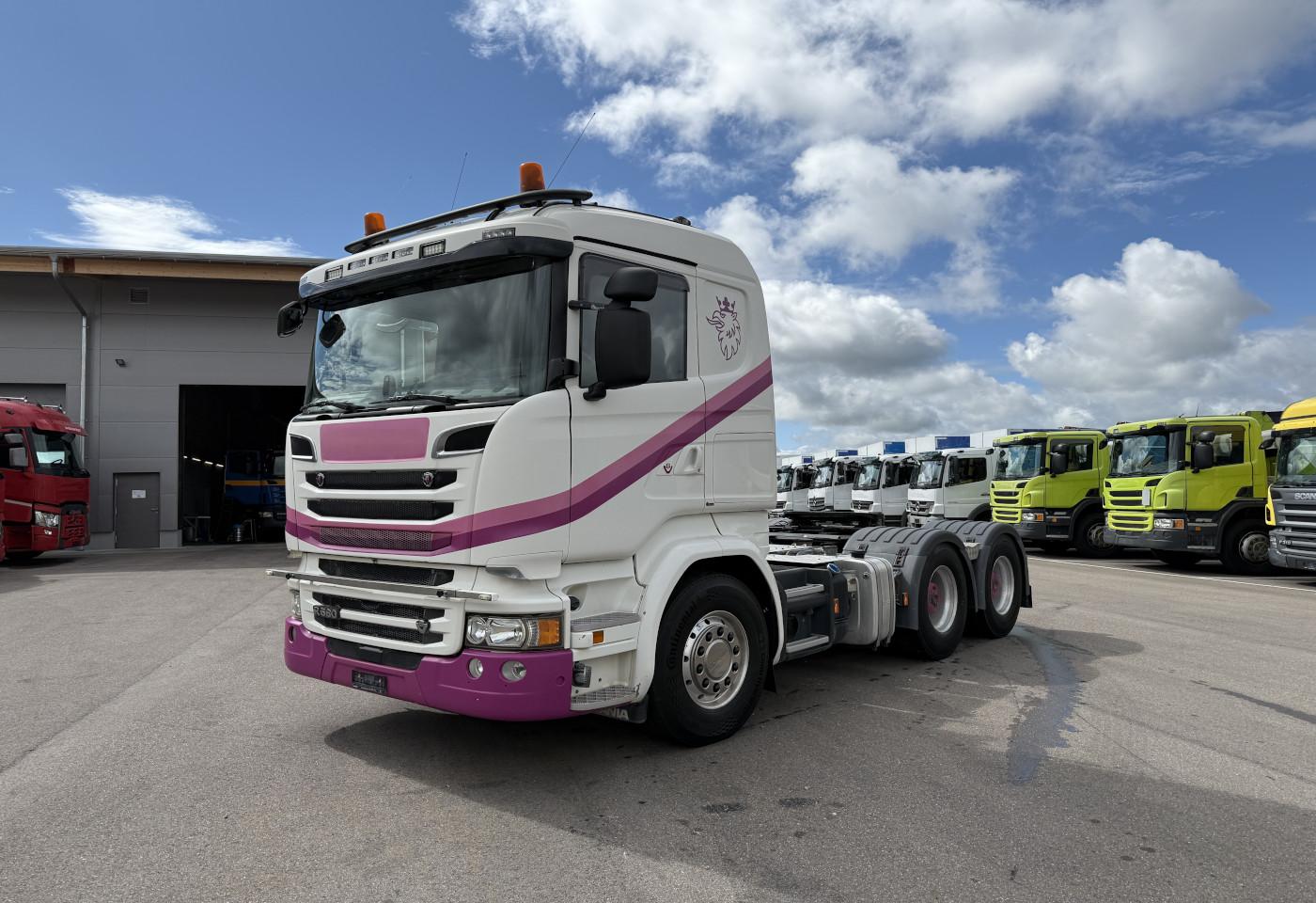 2015 Scania R580 6x4 Kipphydraulik - Fahrzeugfoto