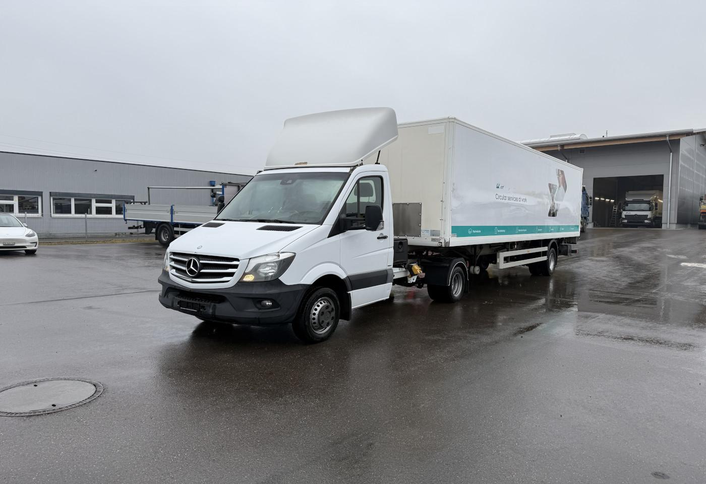 2016 Mercedes-Benz 519 BT SZM+Auflieger - Fahrzeugfoto