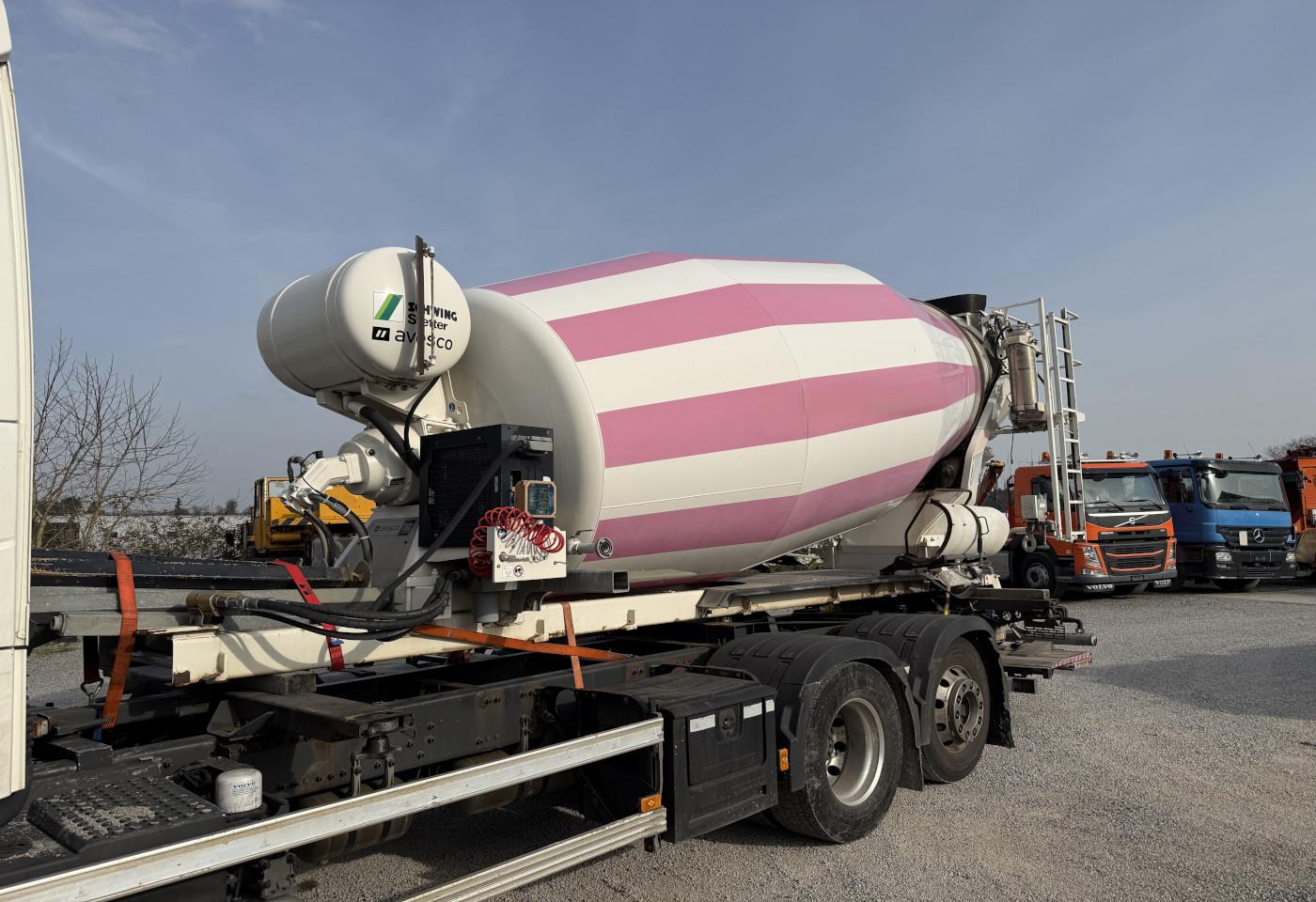 2014 Schwing 10m³ Betonmischer - Fahrzeugfoto