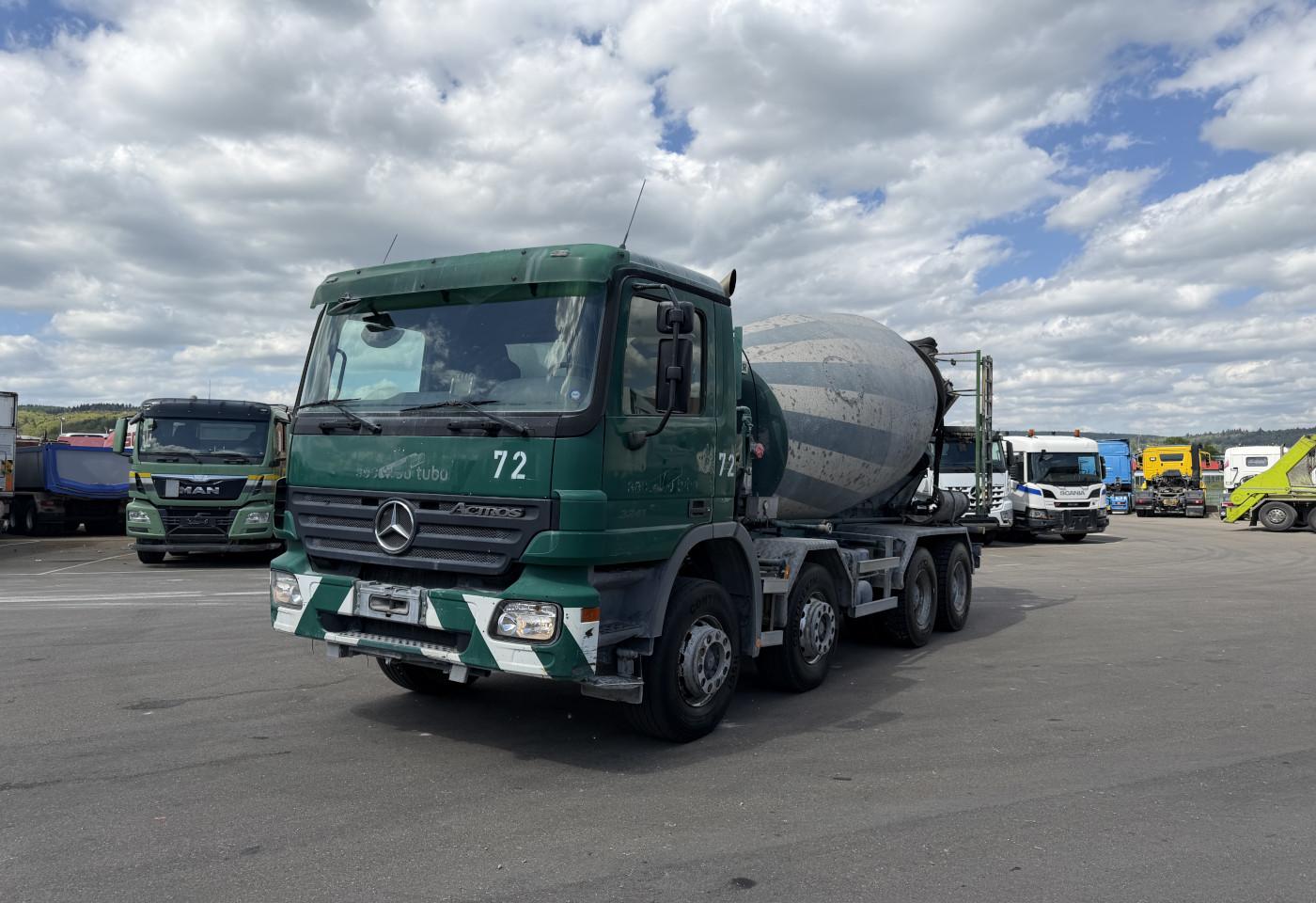 2005 Mercedes-Benz Actros 3241 8x4 Liebherr 9m³ - Fahrzeugfoto