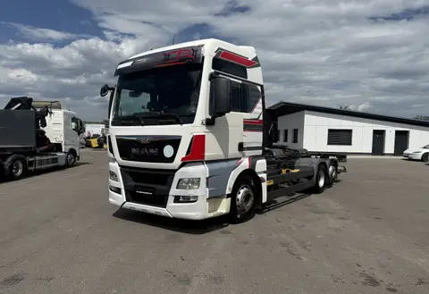 2015 MAN TGX 26.440 6x2 BDF/HB - Fahrzeugfoto