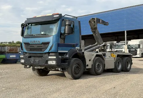 2014 Iveco 340T45 8x4 Trösch - Fahrzeugfoto