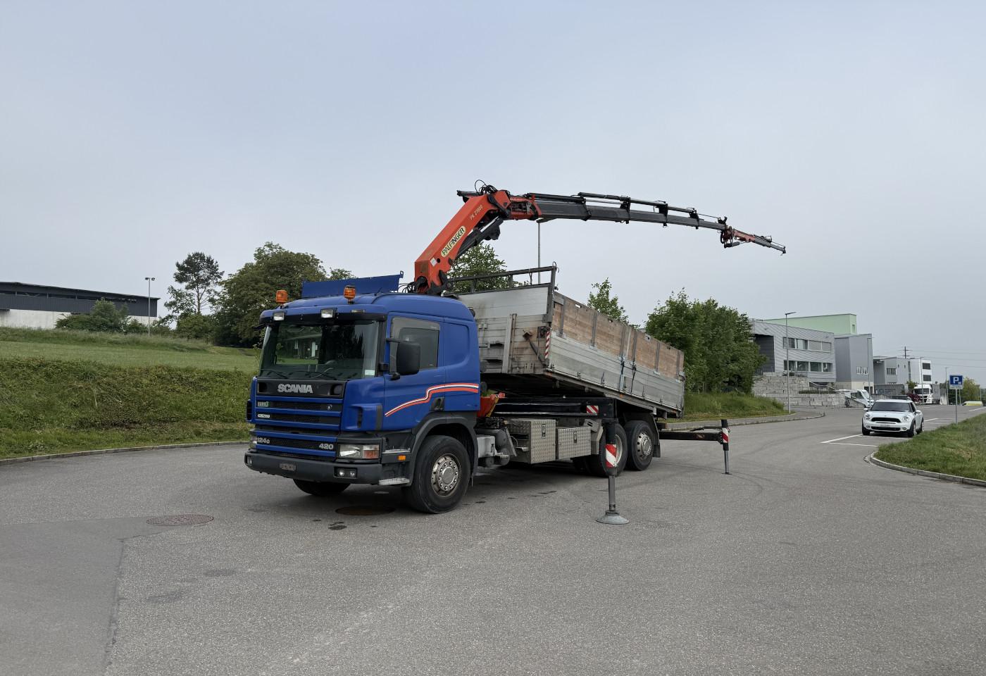 2001 Scania P124GB 6x2*4 PK 27000D - Fahrzeugfoto