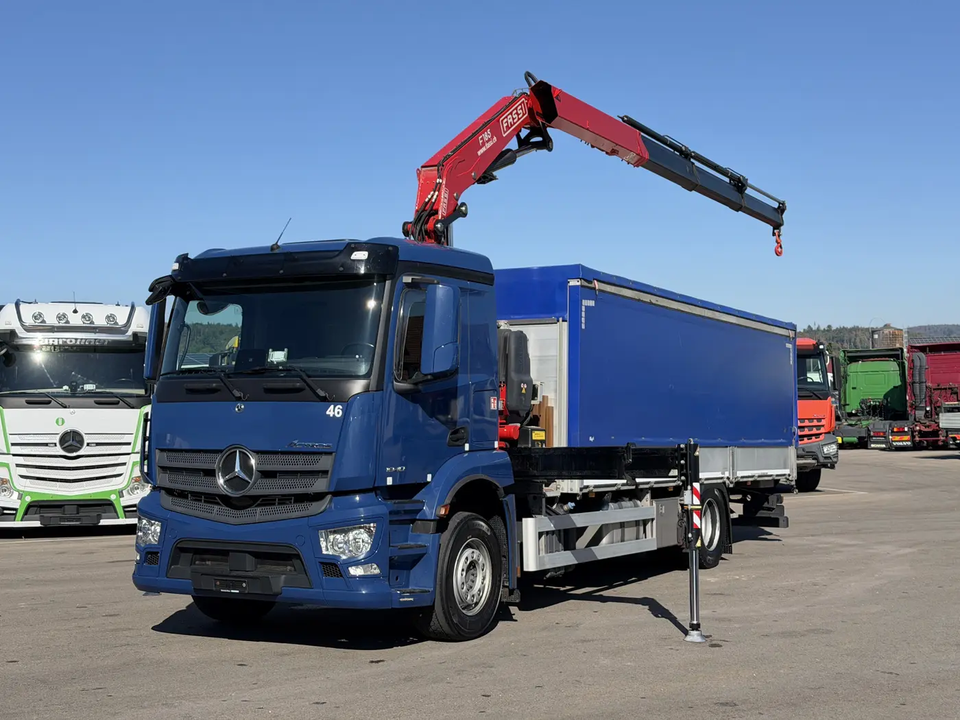 2023 Mercedes-Benz Actros 1840 4x2 Fassi F185A vorne_links