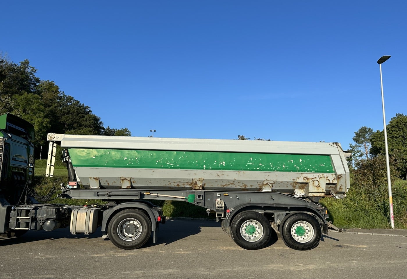 MOTO6625_3052553 vehicle image