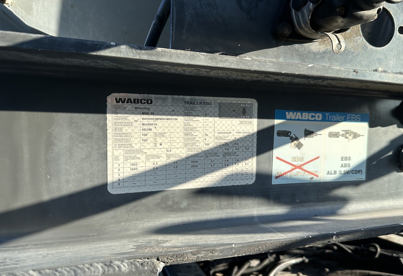 MOTO6625_3052553 vehicle image