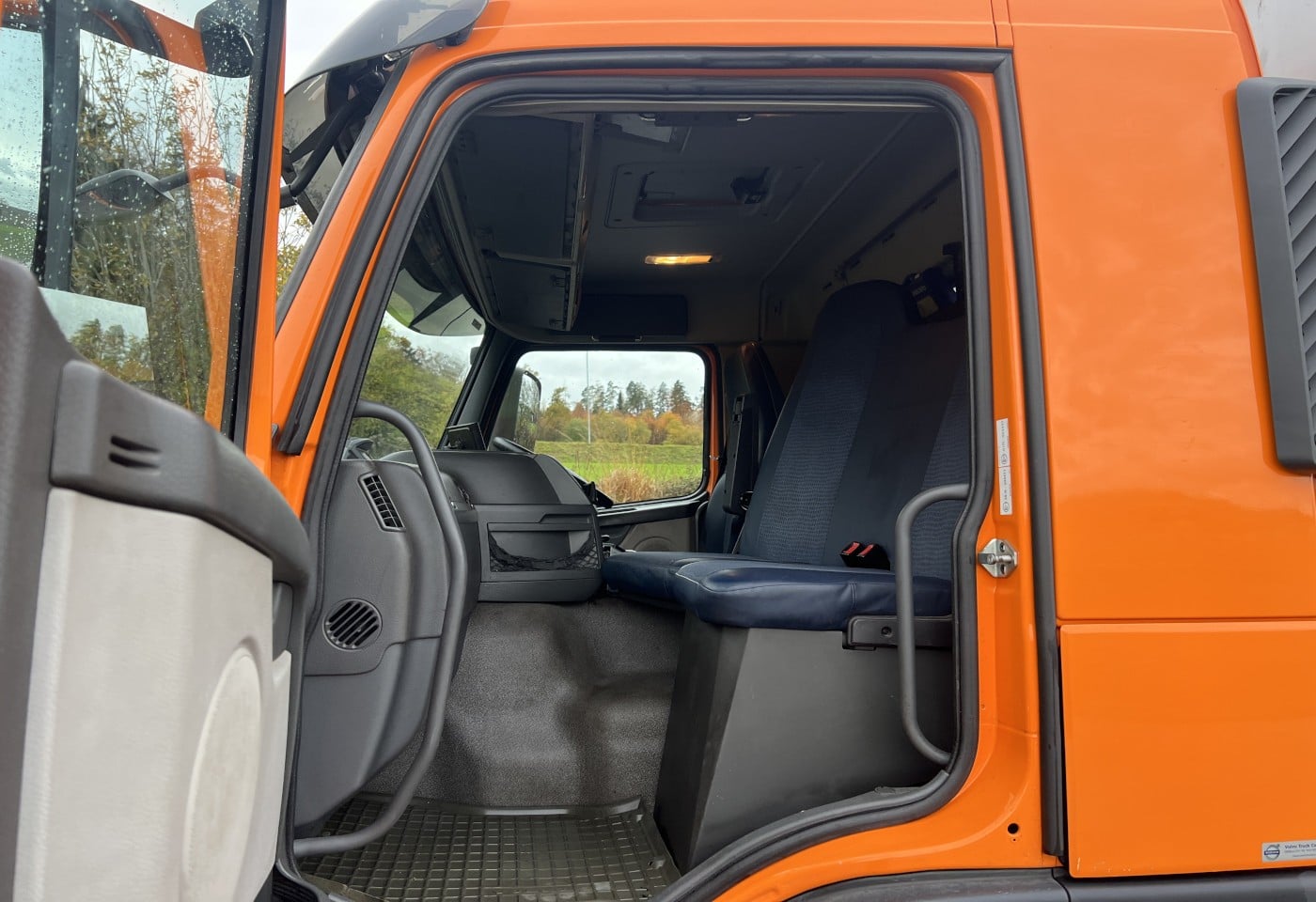 MOTO6625_3052172 vehicle image