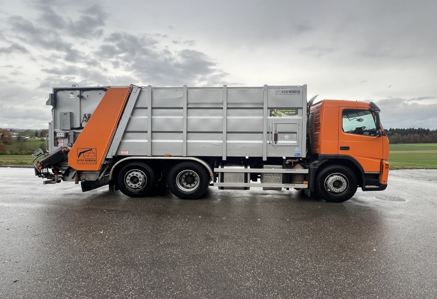 MOTO6625_3052172 vehicle image