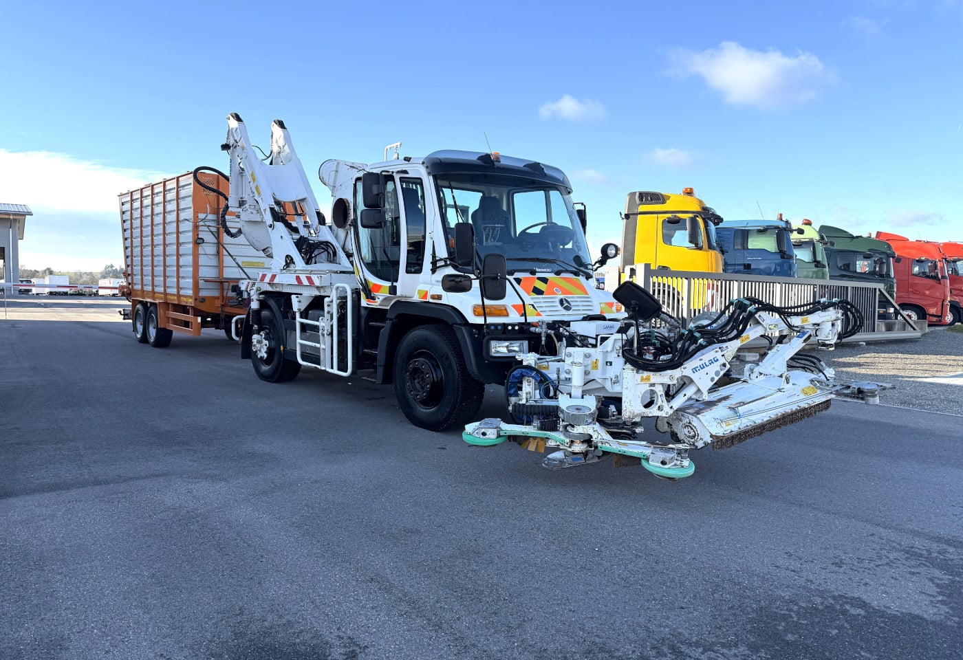 MOTO6625_3055908 vehicle image