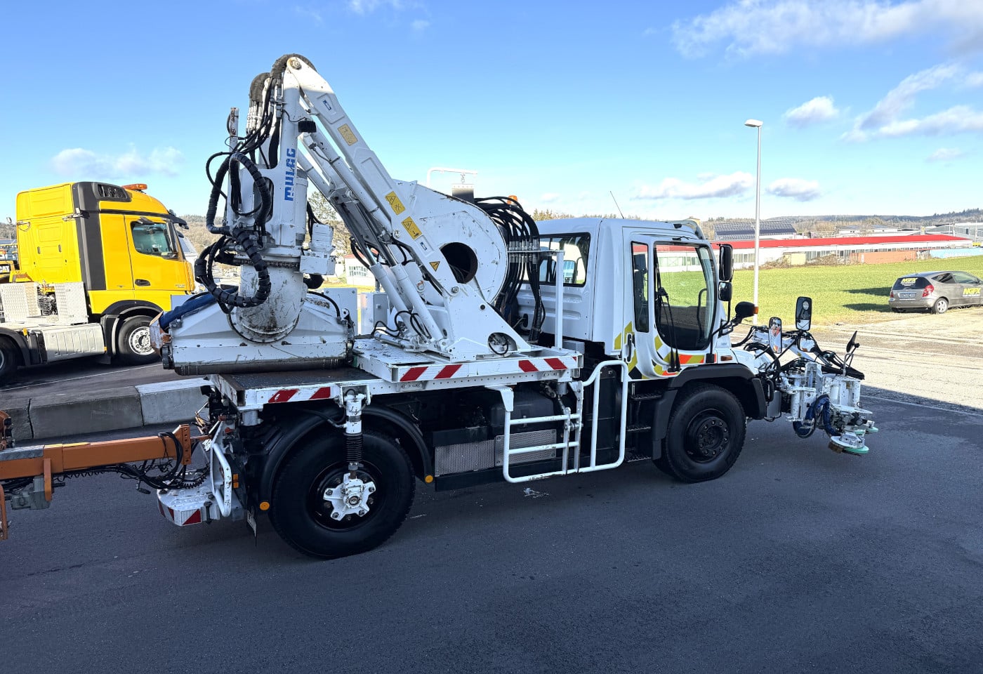 MOTO6625_3055908 vehicle image