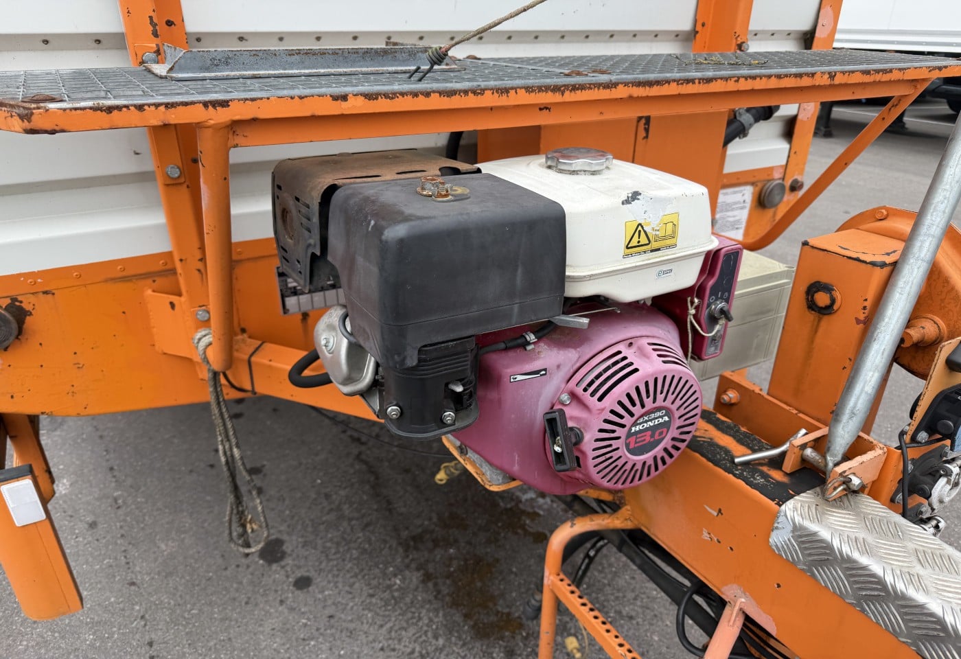 MOTO6625_3049636 vehicle image