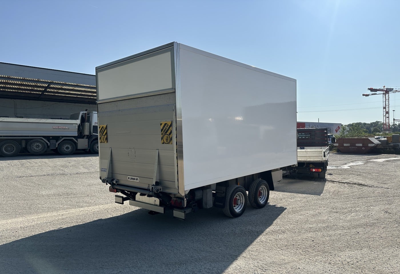 MOTO6625_3051457 vehicle image