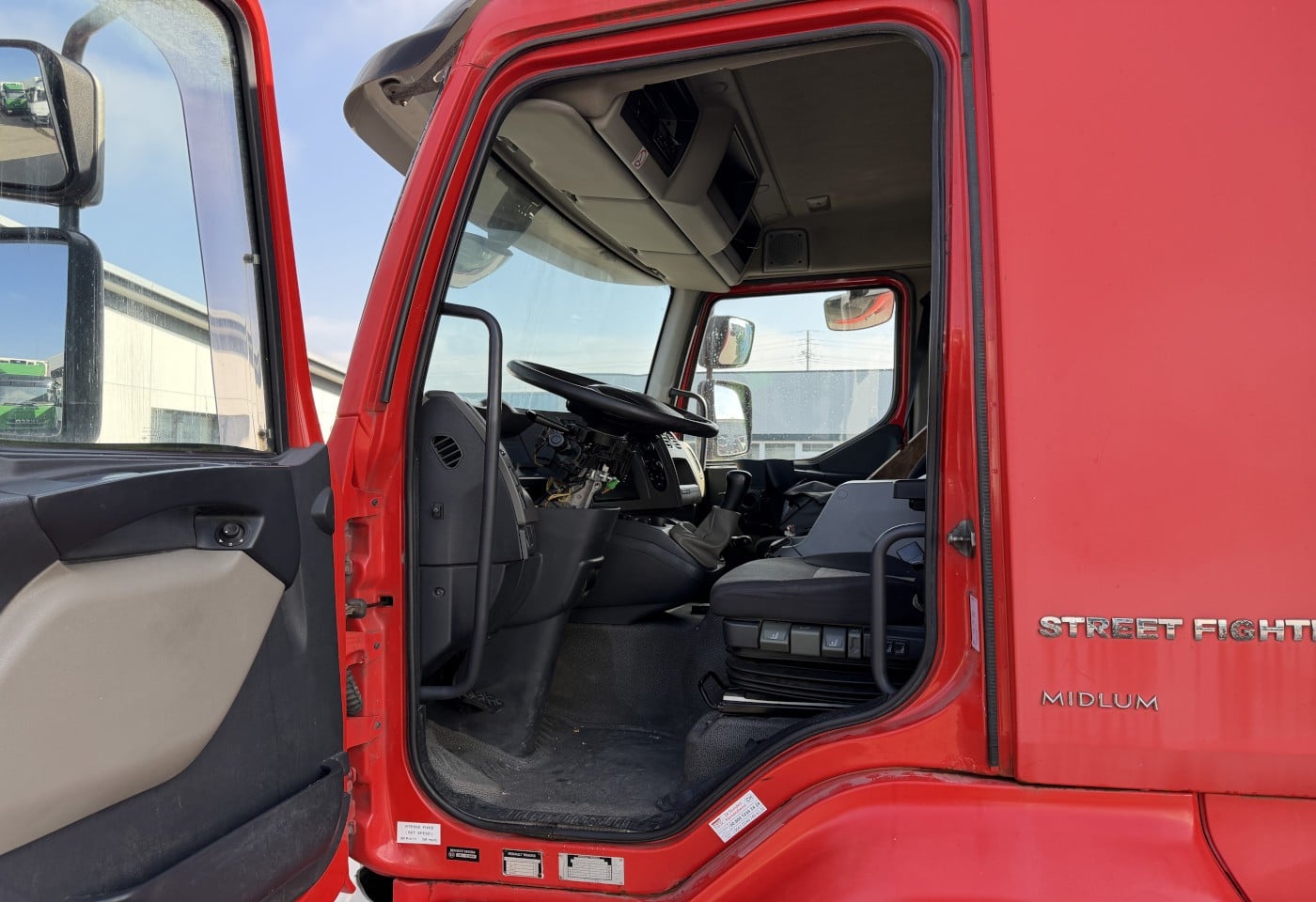 MOTO6625_3049658 vehicle image