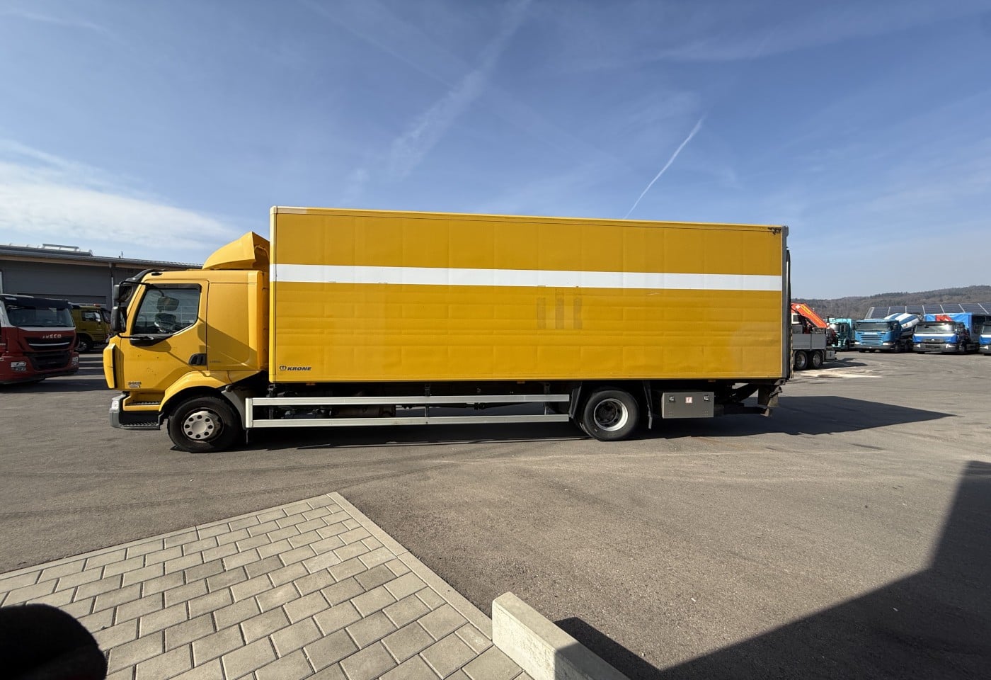 MOTO6625_3049653 vehicle image