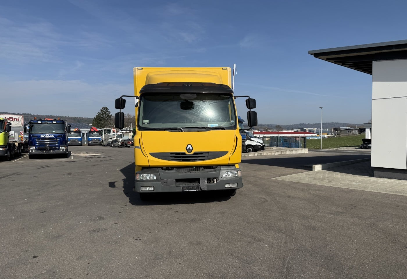 MOTO6625_3049653 vehicle image