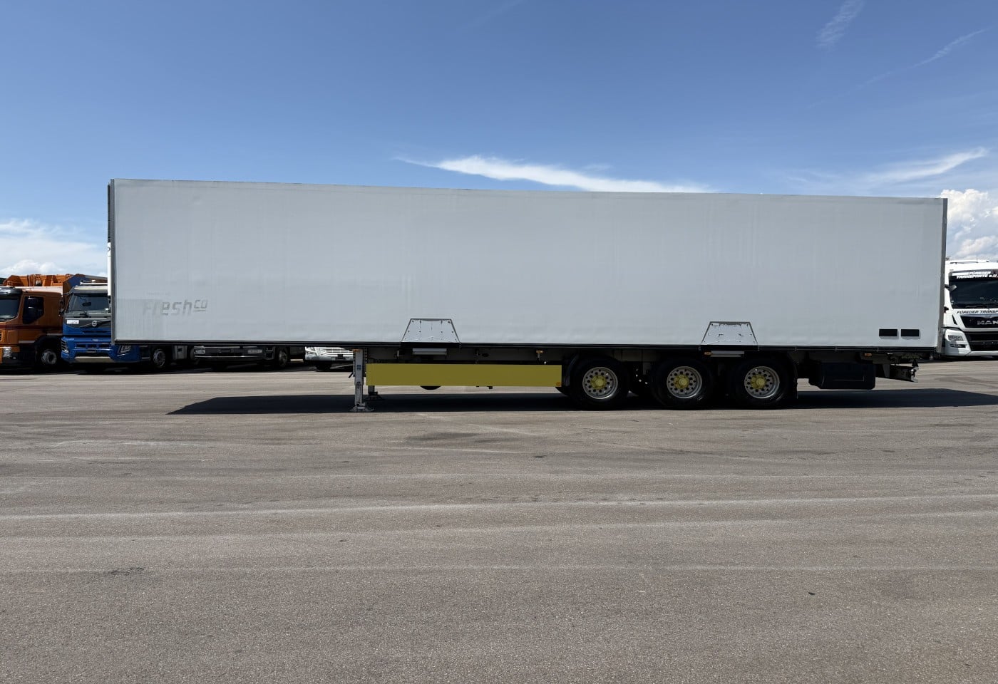 MOTO6625_3049563 vehicle image
