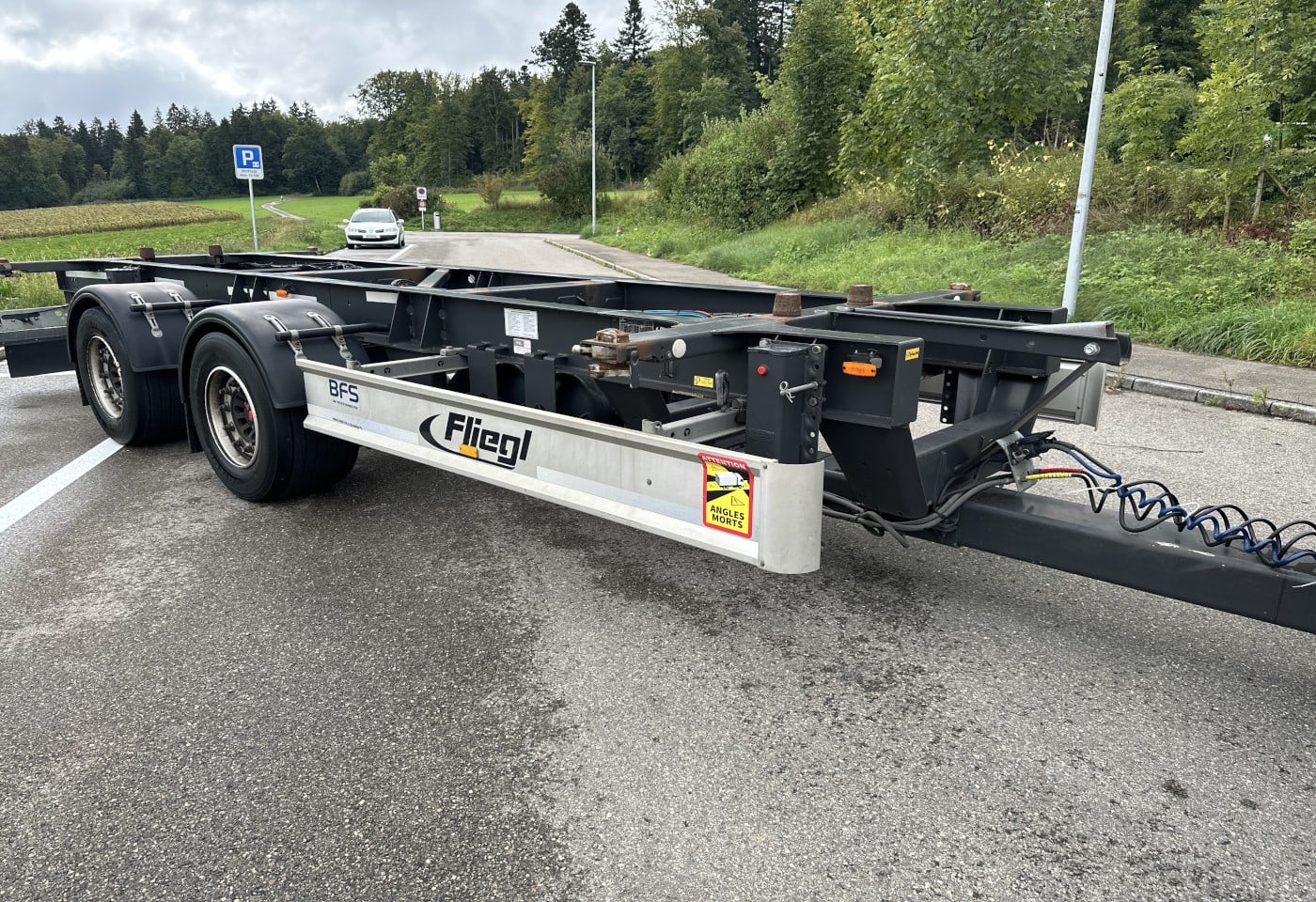 MOTO6625_3049685 vehicle image