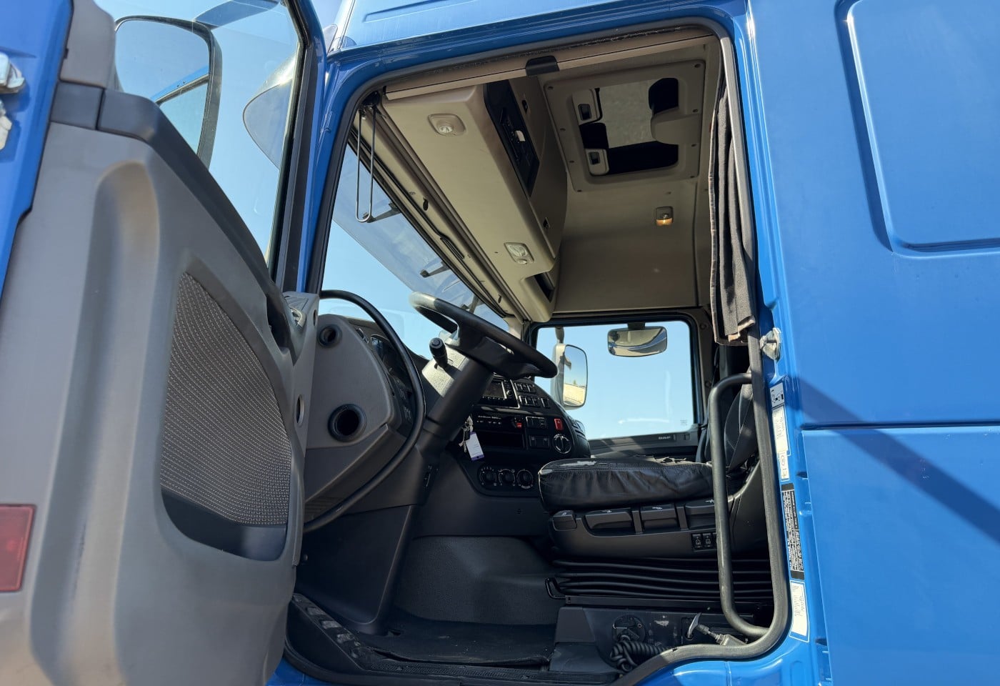 MOTO6625_3049684 vehicle image
