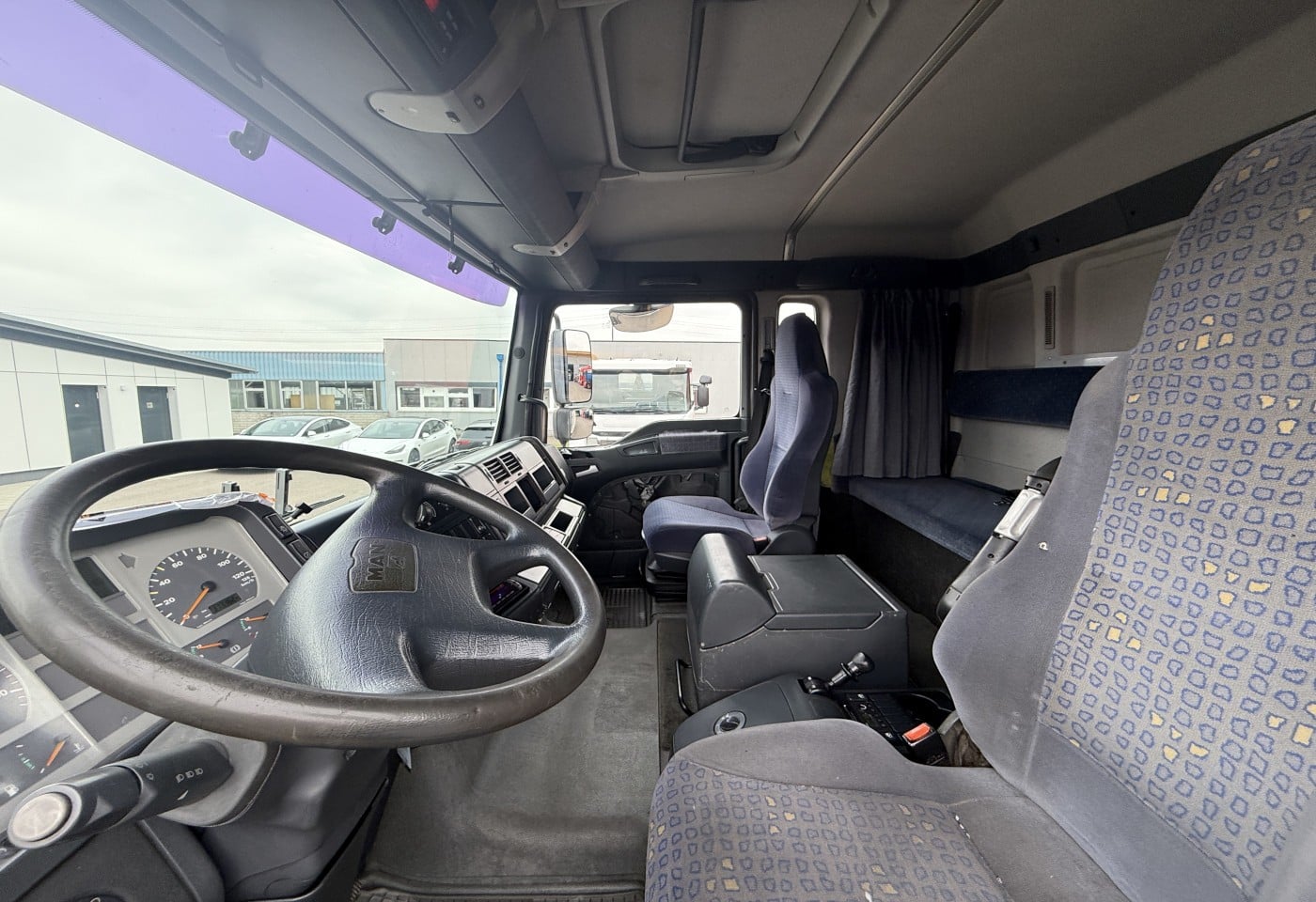 MOTO6625_3052544 vehicle image