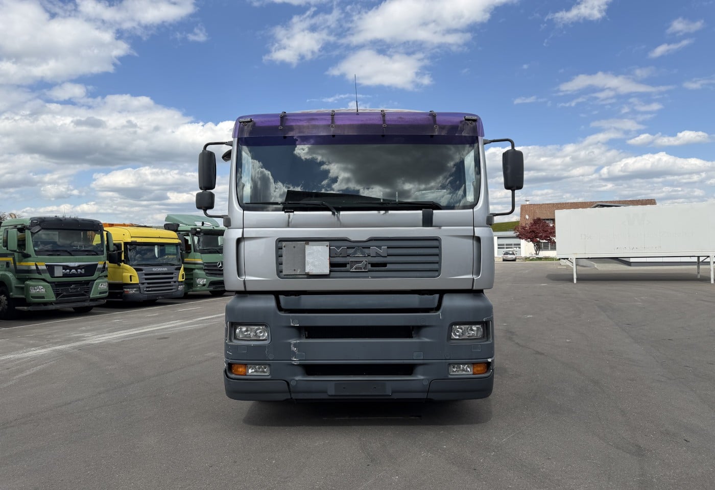 MOTO6625_3052544 vehicle image
